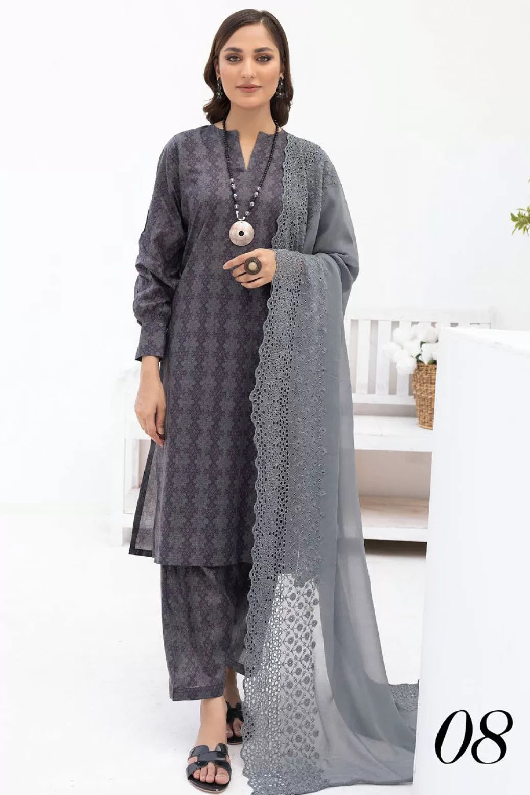 Mahee's By Riaz Arts 3 Piece Stitched Suit - 01