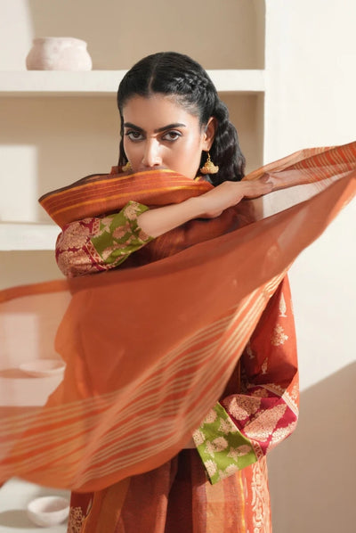 3 Pc Stitched Printed Lawn Suit By Limelight Summer Collection - 12