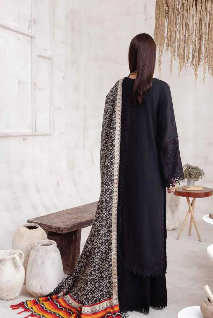 Nureh Karandi 3Piece Stitched Suit – 01