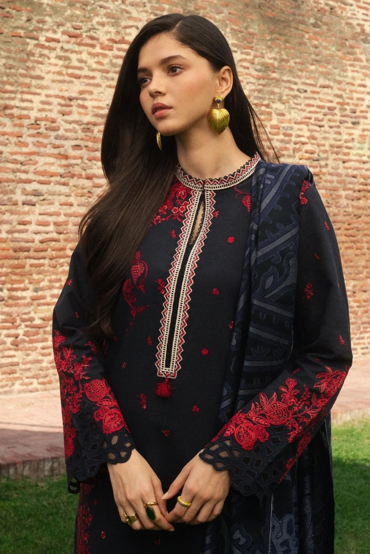 3 Piece Stitched Embroidered Khaddar Suit From Zara Shahjahan Winter Shawl Collection - DARYA