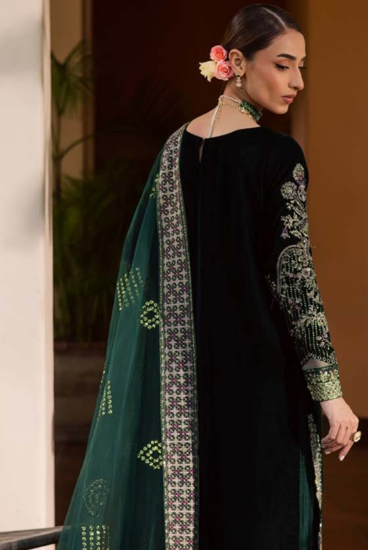 3 Piece Unstitched Velvet Embroidered Maya by Nurèh Wedding Edit Vol-II NU25MV NW-115