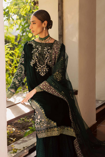 3 Piece Unstitched Velvet Embroidered Maya by Nurèh Wedding Edit Vol-II NU25MV NW-115