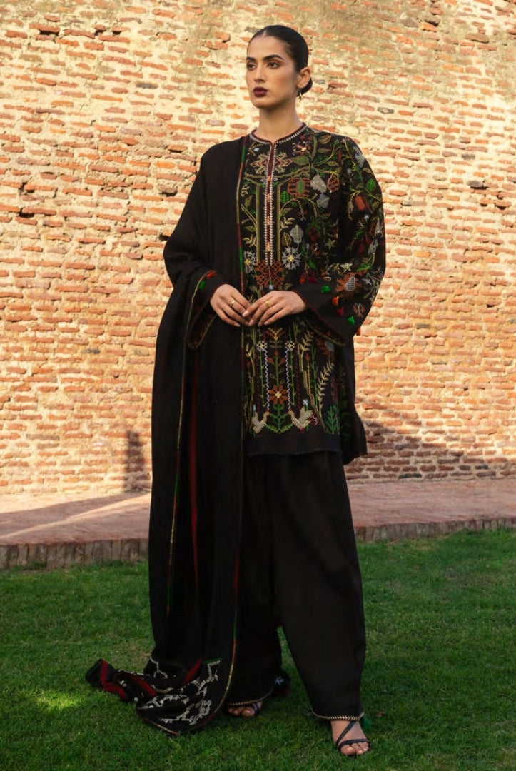 3 Piece Stitched Embroidered Khaddar Suit From Zara Shahjahan Winter Shawl Collection - LALEH