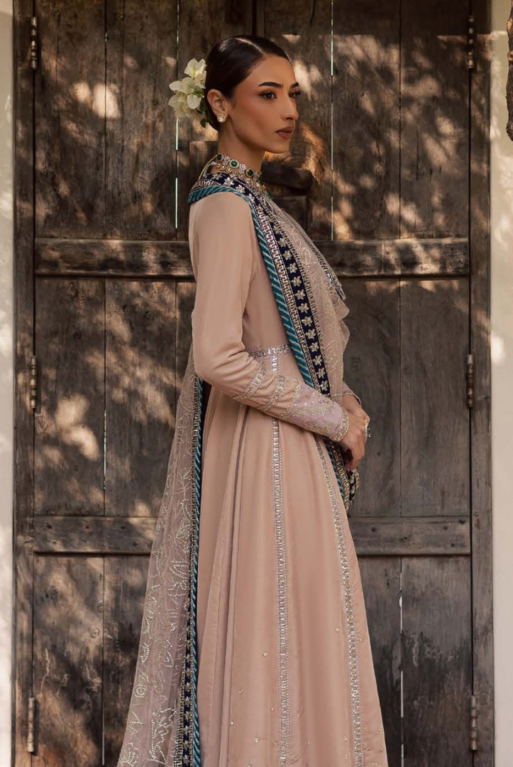 3 Piece Unstitched Velvet Embroidered Maya by Nurèh Wedding Edit Vol-II NU25MV NW-117