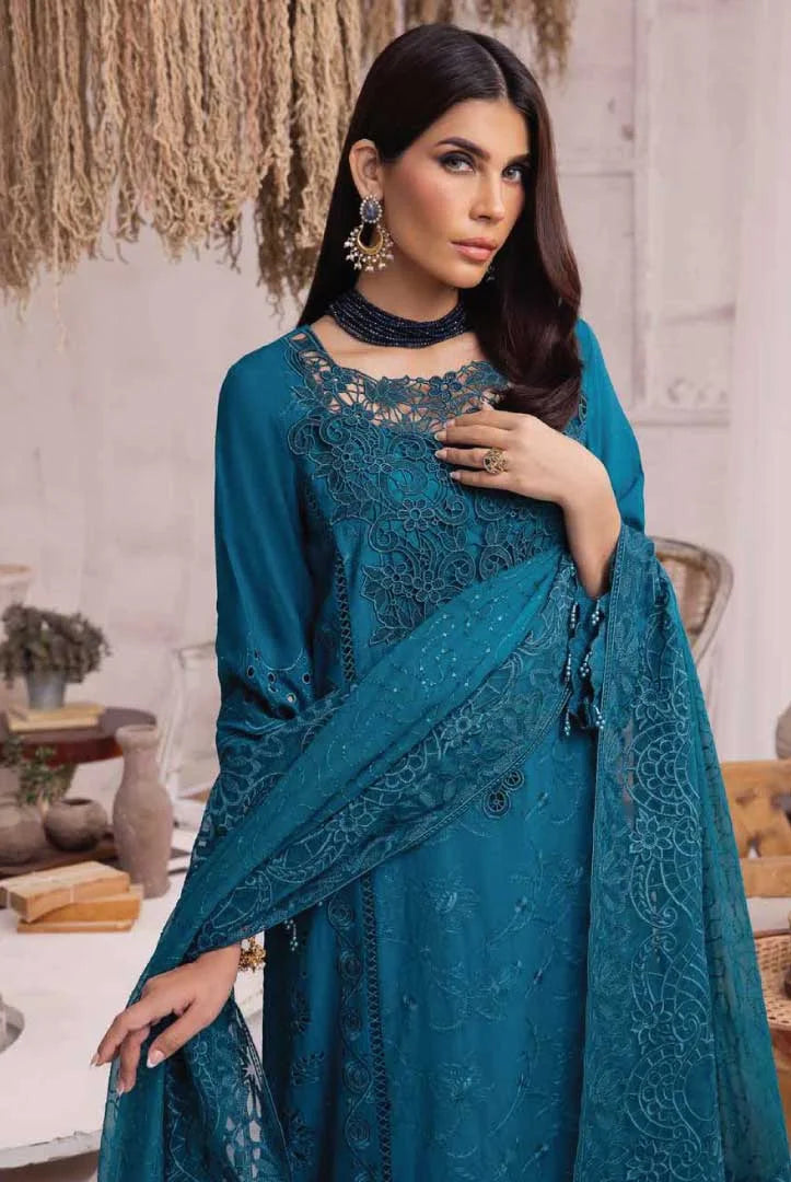 Nureh Karandi 3Piece Stitched Suit – 08