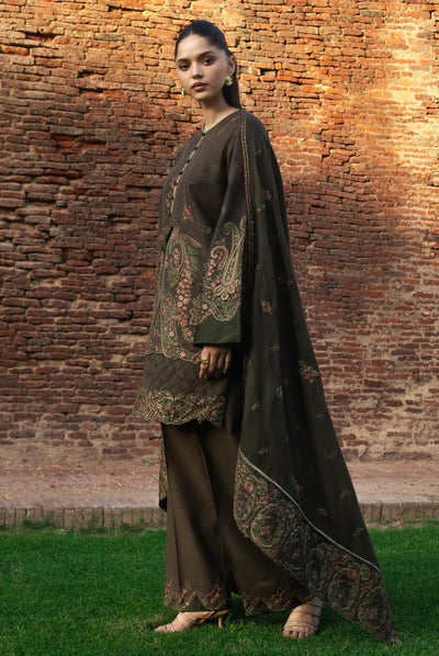 3 Piece Stitched Embroidered Khaddar Suit From Zara Shahjahan Winter Shawl Collection - ZOHREH