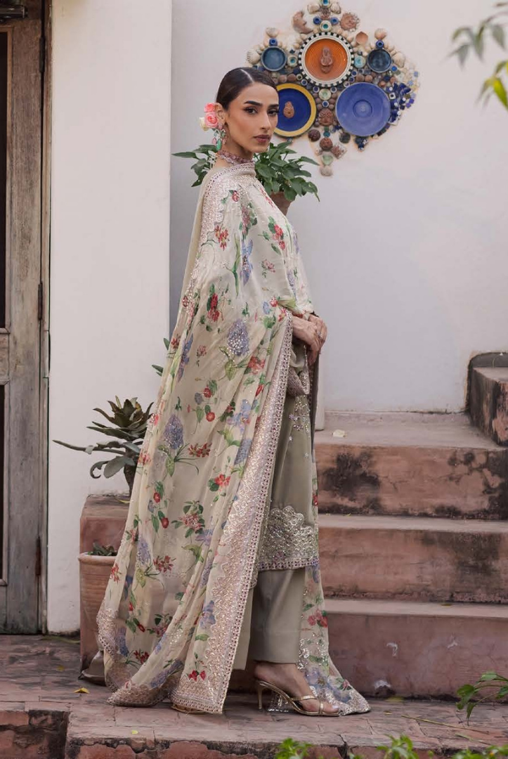 3 Piece Unstitched Velvet Embroidered Maya by Nurèh Wedding Edit Vol-II NU25MV NW-119