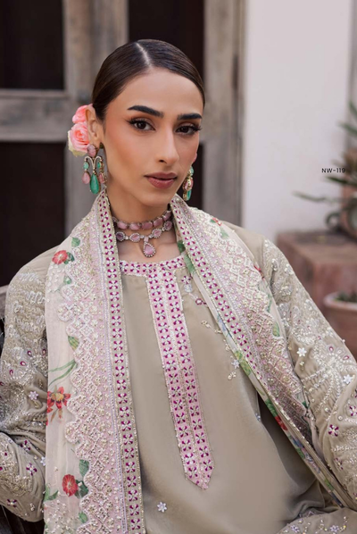 3 Piece Unstitched Velvet Embroidered Maya by Nurèh Wedding Edit Vol-II NU25MV NW-119