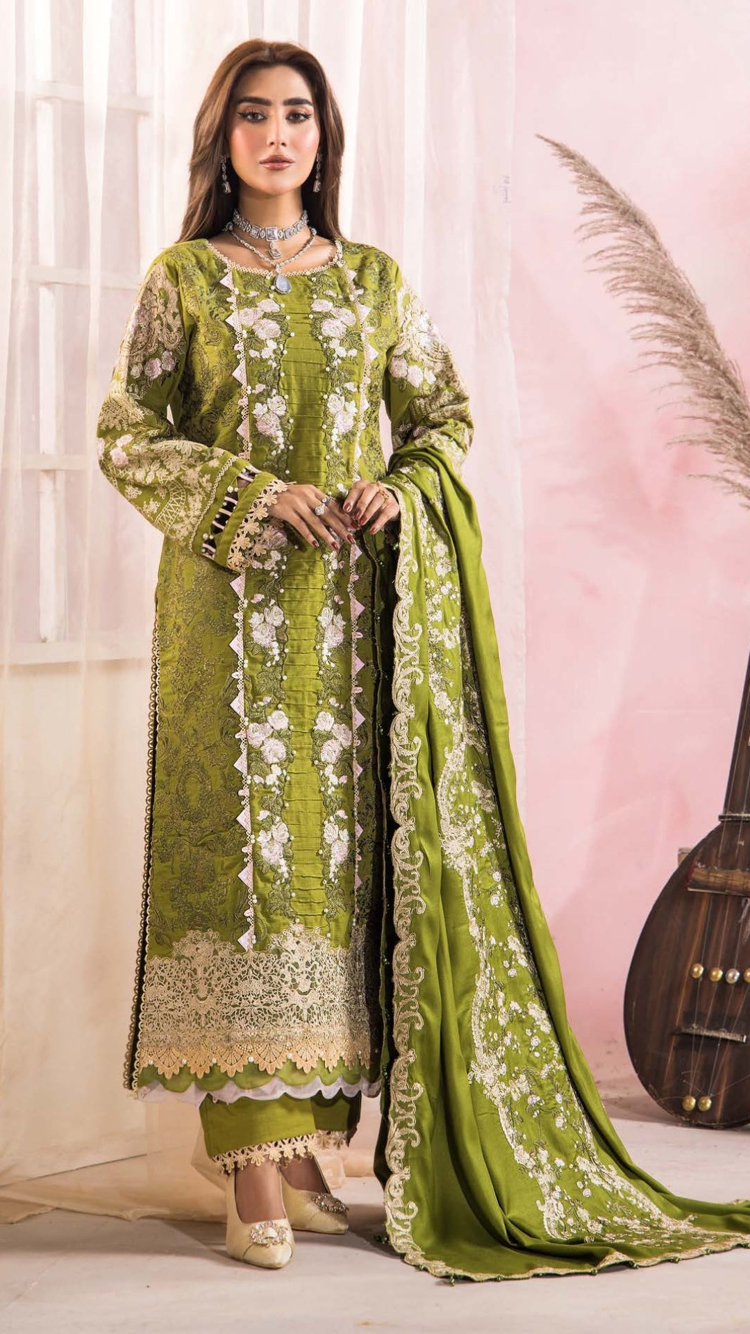 3 Piece Stitched Luxury Winter Embroidered Collection Vol.2 By Eshaisha - 07