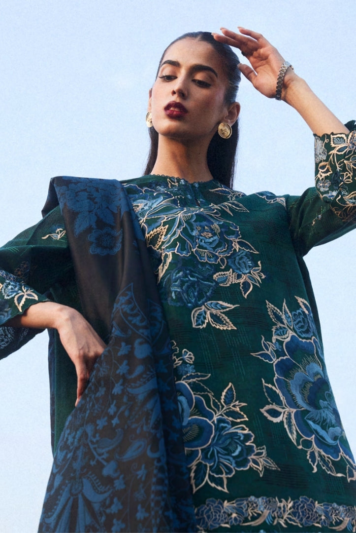 3 Piece Stitched Embroidered Khaddar Suit From Zara Shahjahan Winter Shawl Collection - MINA