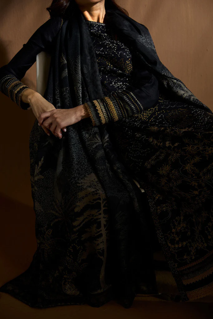 3 Piece Unstitched Embroidered Herringbone Winter Shawl by Sobia Nazir WS25- Design - 1 A