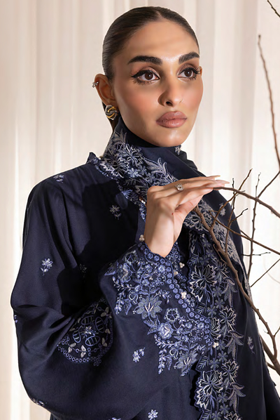 3 Piece Stitched Embroidered Cashmi Wool With Lakhany Winter Embriodered Shawl collection 08