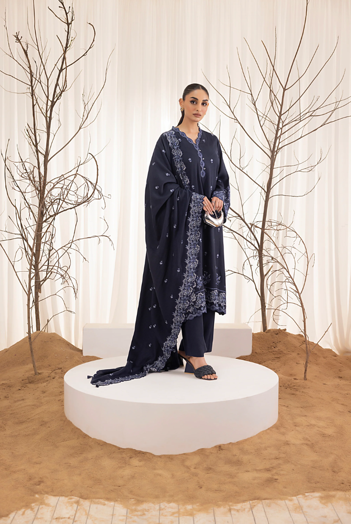 3 Piece Stitched Embroidered Cashmi Wool With Lakhany Winter Embriodered Shawl collection 08