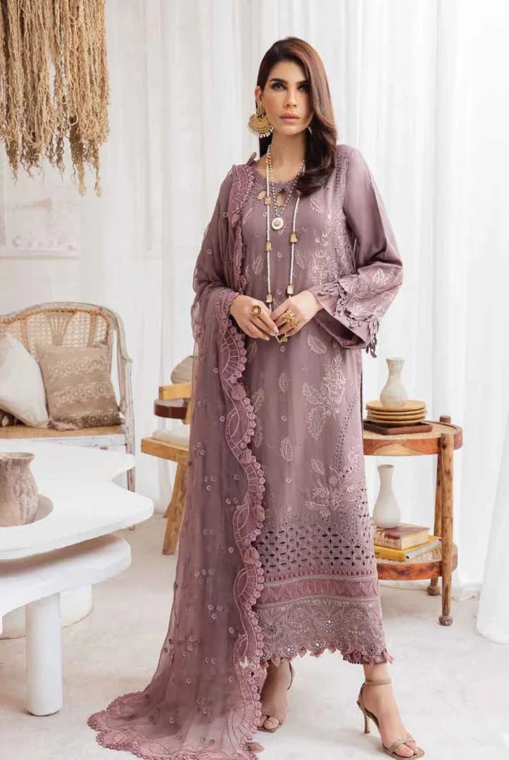 Nureh Karandi 3Piece Stitched Suit – 06