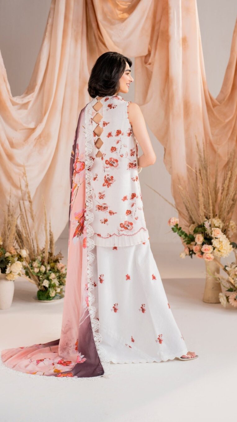3 Piece Stitched Embroidered Digital Printed Suit | Winter Meraki'24 Vol'1 By Asifa & Nabeel - Embroider - Image 4
