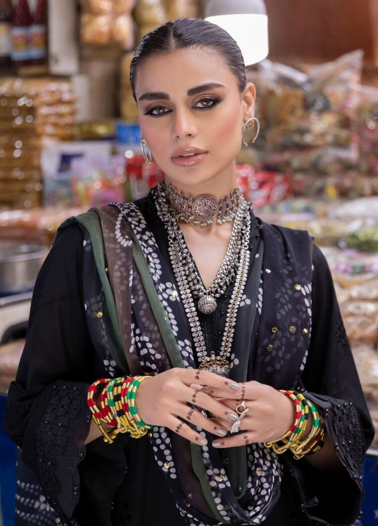 Nureh Bazaar 3 Piece Stitched Suit - 04 - Image 4
