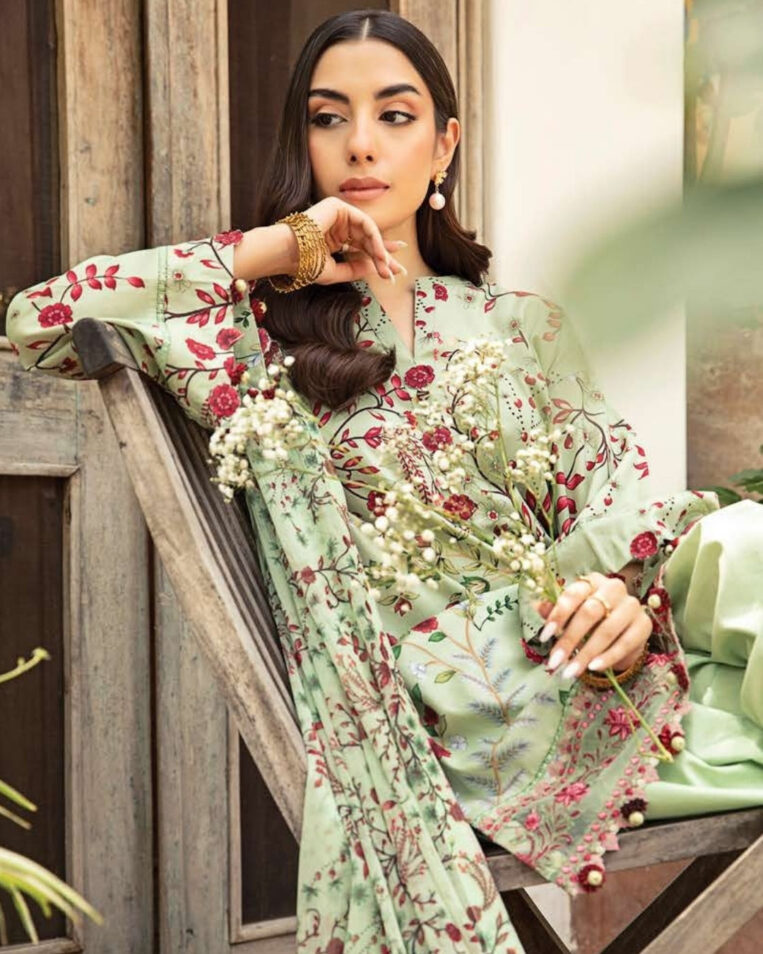 3 Piece Stitched Embroidered Lawn Suit From Maria.B By M.Basics Eid Collection'25-07 - Image 2
