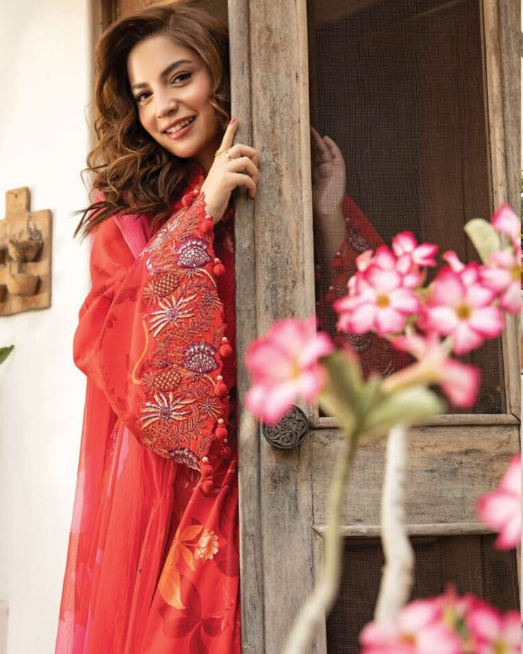3 Piece Stitched Embroidered Lawn Suit From Maria.B By M.Basics Eid Collection'25-08 - Image 2