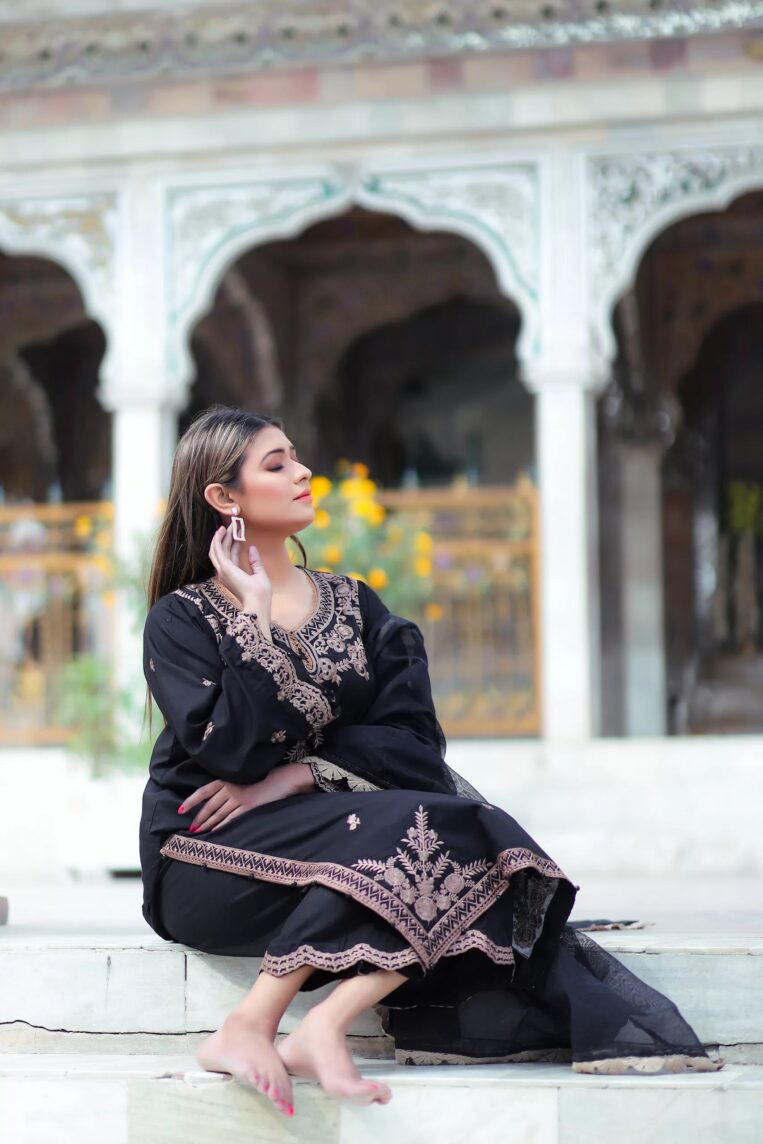 Qaus-e-Qaza 3 Piece Stitched Tu Jhoom Eid-ul-fitar Collection - INSIA - Image 2